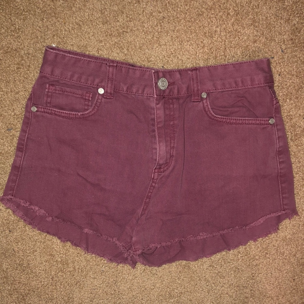 Refuge Women’s Burgundy Short Shorts size 6